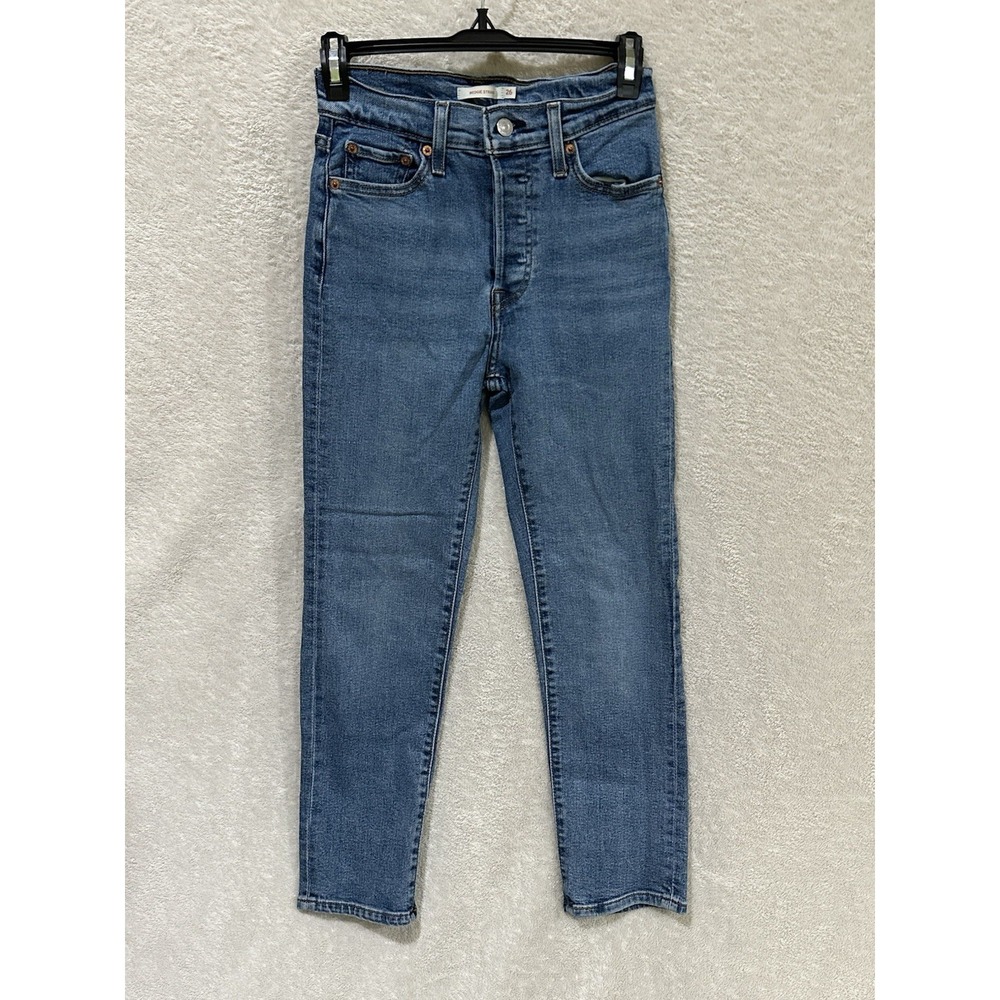 Levi's Wedgie Straight Jeans Women's 26 Blue Medium Wash Button Fly Denim